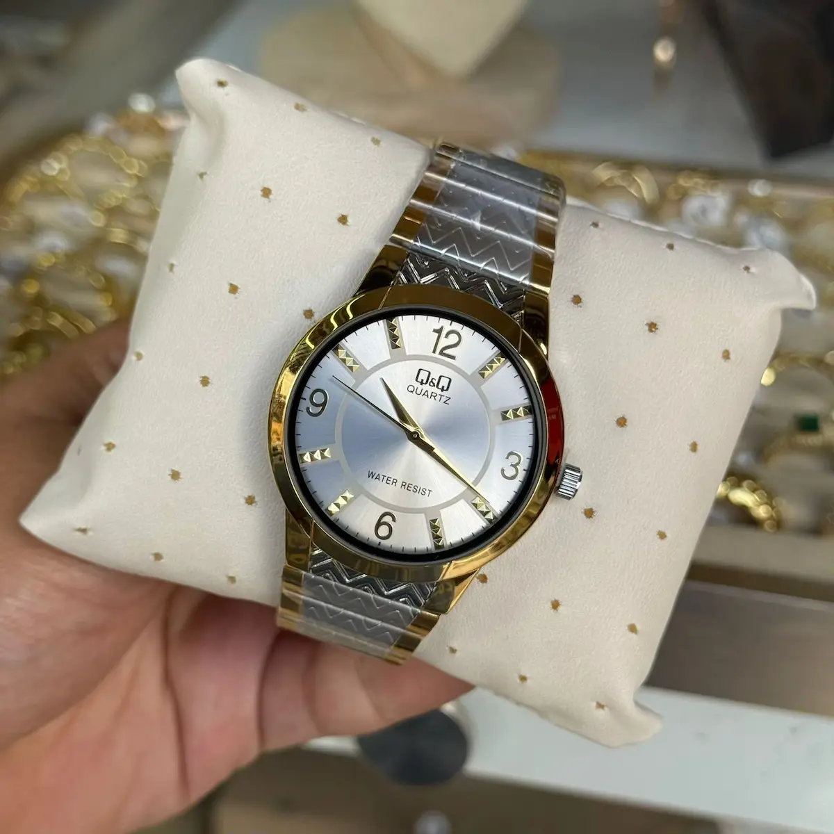 Reloj Q&Q Quartz Original - Imagen 2